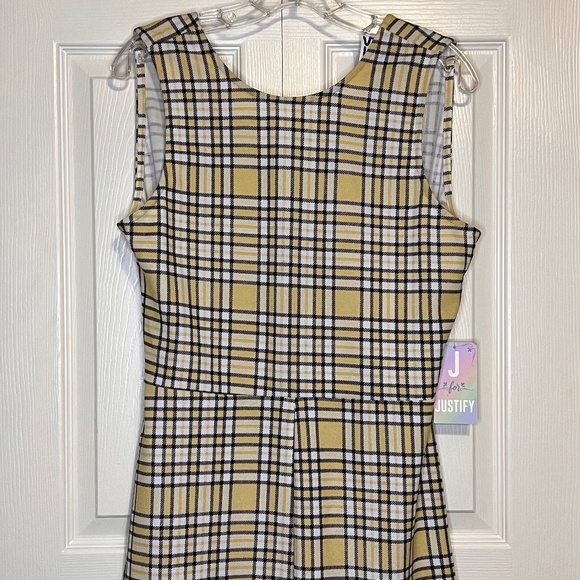 J for Justify Short Jumpsuit Junior Sz L - Picture 1 of 4